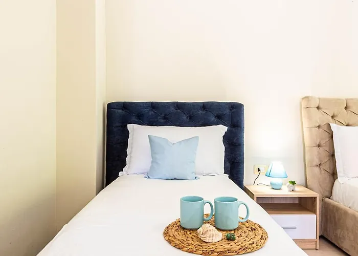 Appartamento Charm 3, 1br Ap, Kitchen, Parking & Patio Sarandë