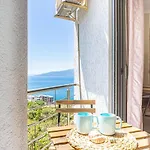 Apartment Charm 3, 1br Ap, Kitchen, Parking&patio Sarandë