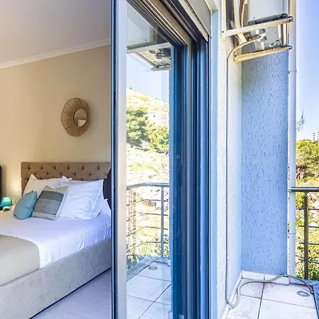 Charm 3, 1br Ap, Kitchen, Parking & Patio Appartamento Sarandë