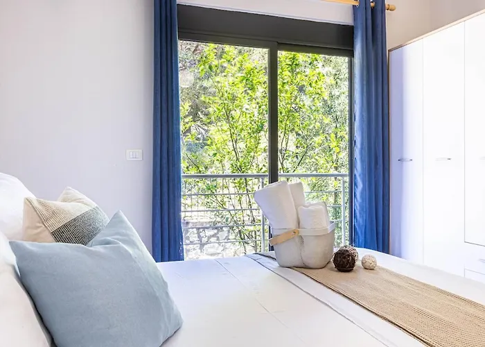 Charm 3, 1br Ap, Kitchen, Parking & Patio