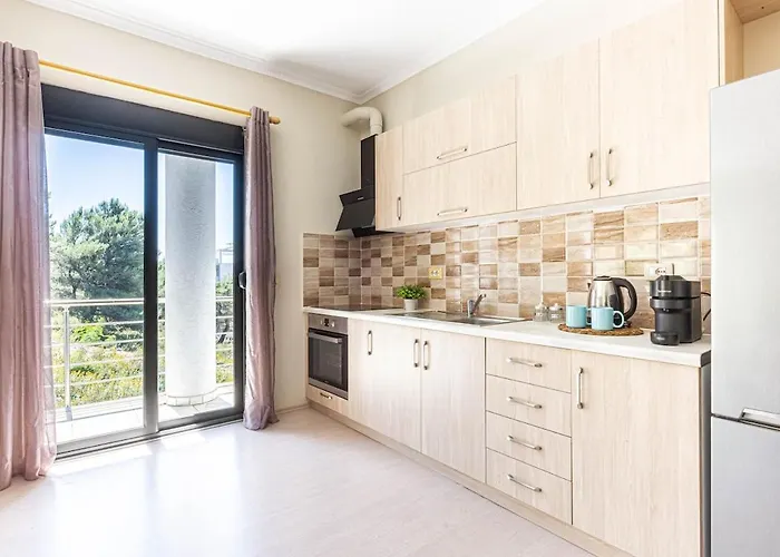 Charm 3, 1br Ap, Kitchen, Parking & Patio * Saranda